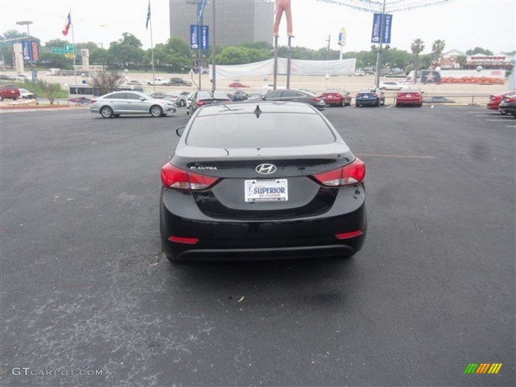 2016 Elantra SE - Phantom Black / Gray photo #7