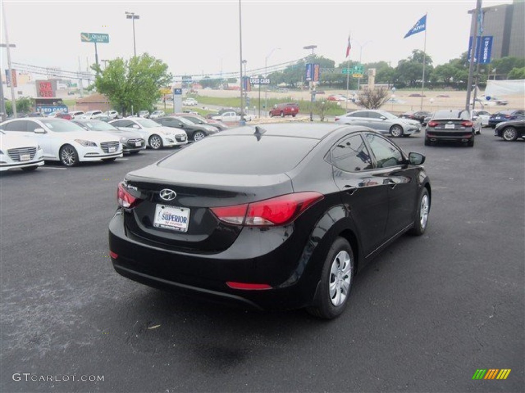 2016 Elantra SE - Phantom Black / Gray photo #8