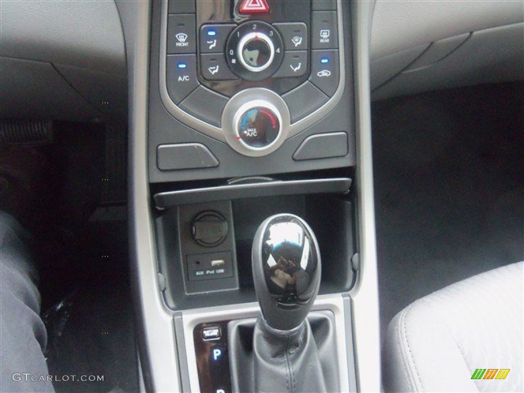2016 Elantra SE - Phantom Black / Gray photo #15