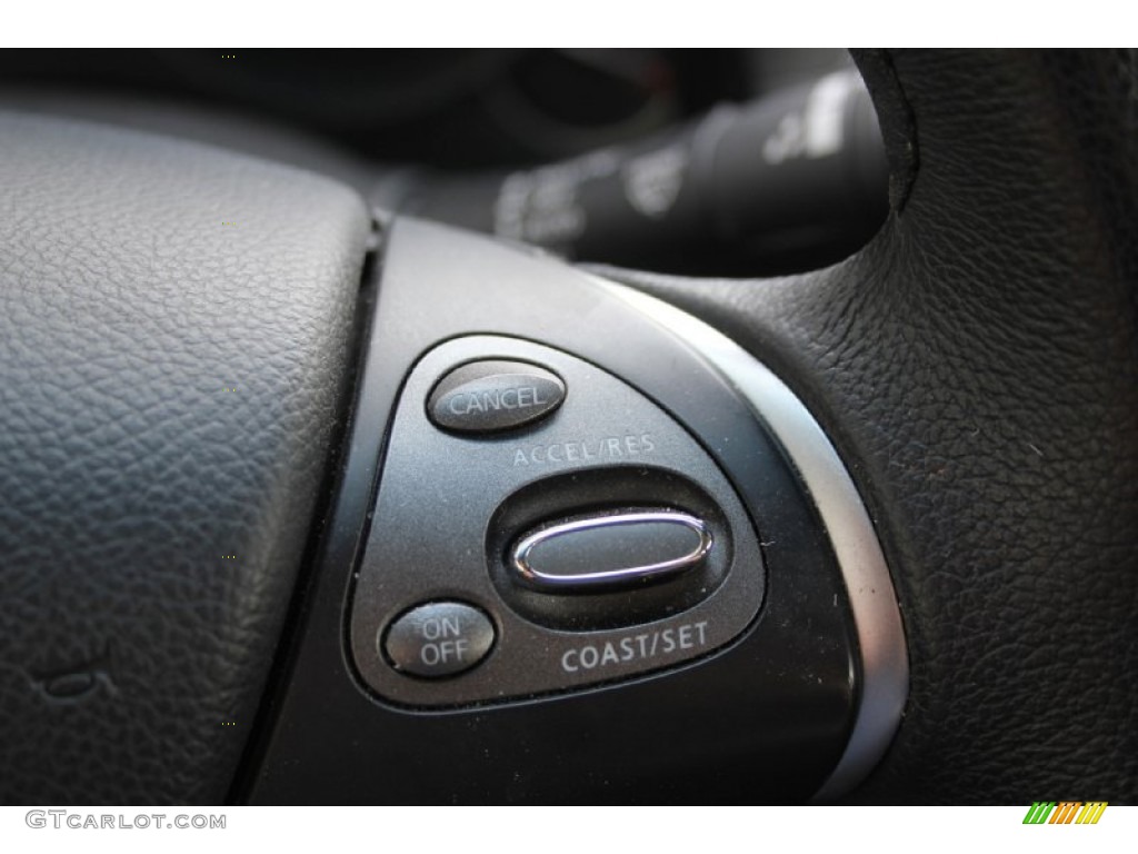 2014 Q70 3.7 AWD - Black Obsidian / Graphite photo #28