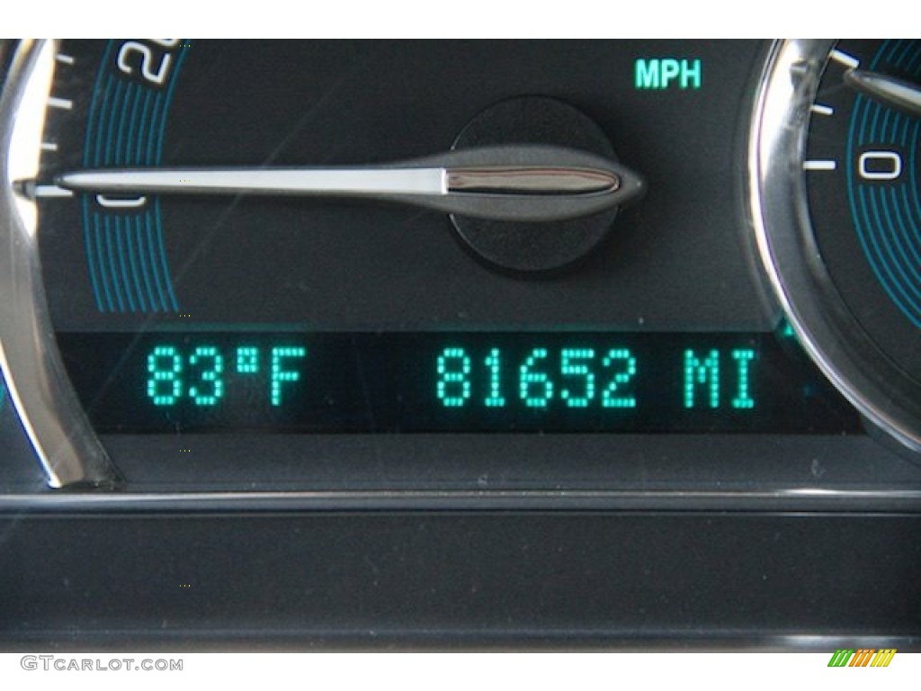 2011 HHR LT - Arctic Ice White / Gray photo #6