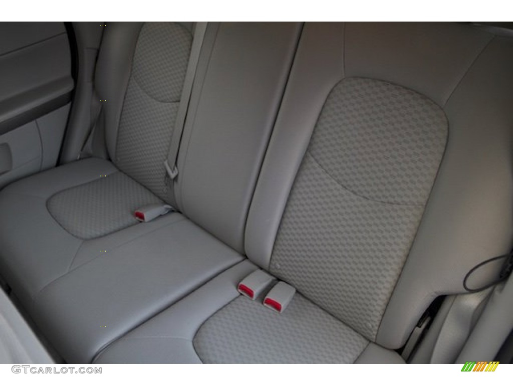 2011 HHR LT - Arctic Ice White / Gray photo #13