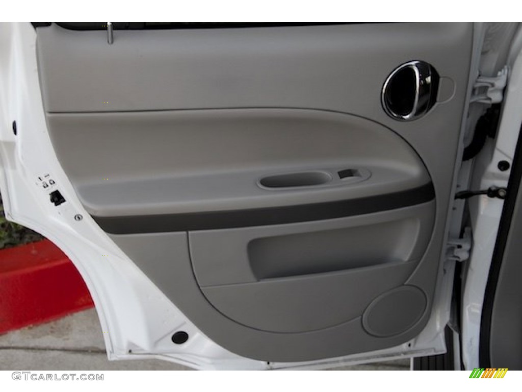 2011 HHR LT - Arctic Ice White / Gray photo #22