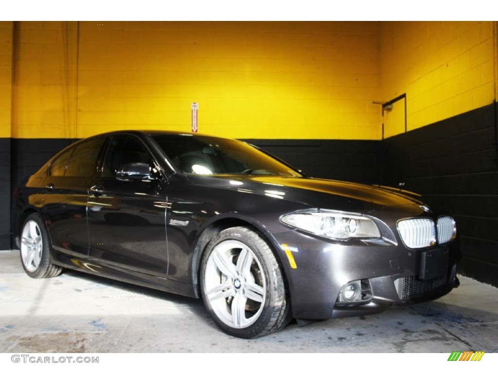 2015 5 Series 550i xDrive Sedan - Dark Graphite Metallic / Black photo #3