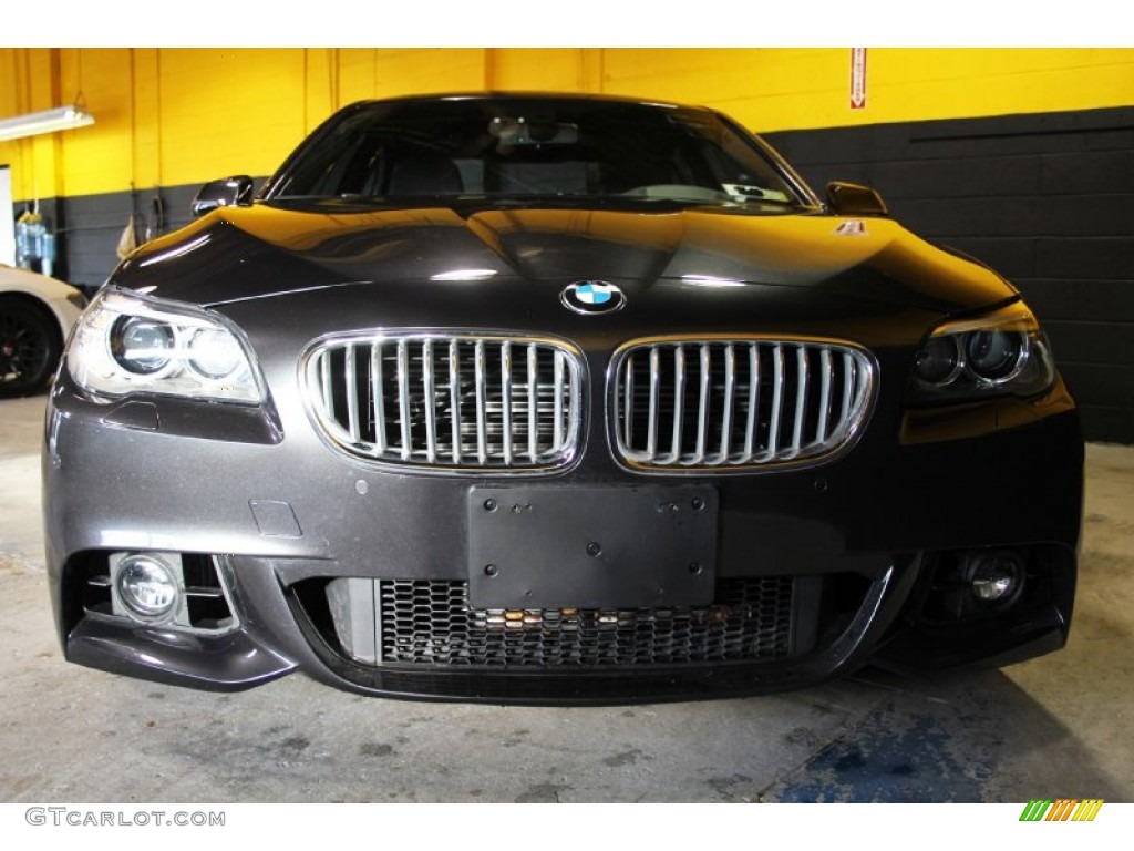 2015 5 Series 550i xDrive Sedan - Dark Graphite Metallic / Black photo #5
