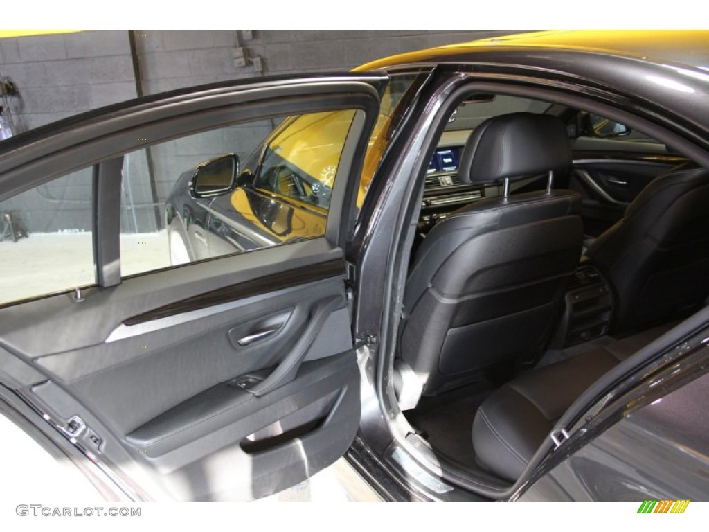 2015 5 Series 550i xDrive Sedan - Dark Graphite Metallic / Black photo #13