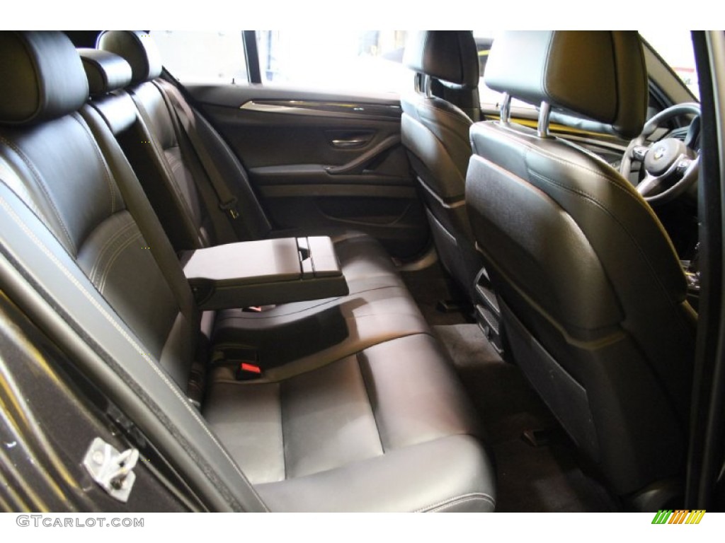 2015 5 Series 550i xDrive Sedan - Dark Graphite Metallic / Black photo #20