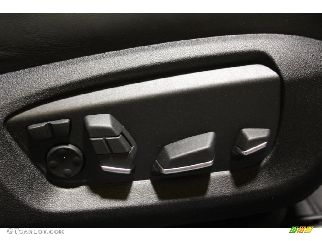 2015 5 Series 550i xDrive Sedan - Dark Graphite Metallic / Black photo #23