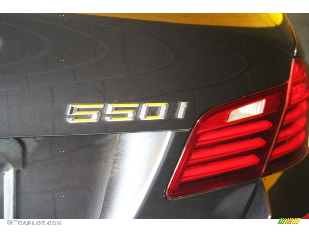 2015 5 Series 550i xDrive Sedan - Dark Graphite Metallic / Black photo #24