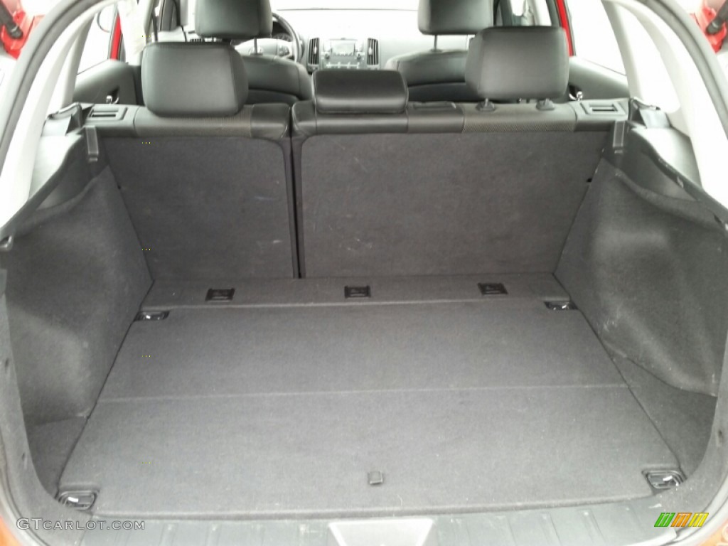 2011 Elantra Touring SE - Chilipepper Red / Black photo #9