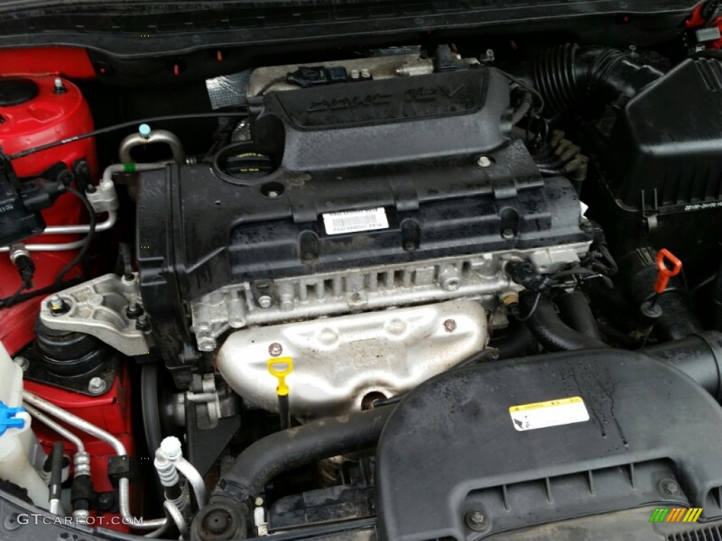 2011 Elantra Touring SE - Chilipepper Red / Black photo #26