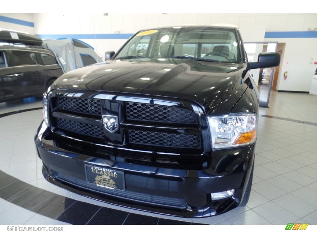 2012 Ram 1500 ST Regular Cab 4x4 - Black / Dark Slate Gray/Medium Graystone photo #11