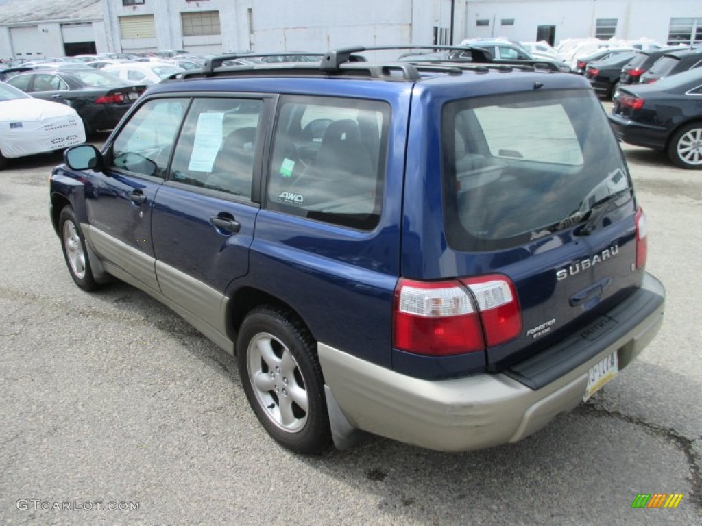 2001 Forester 2.5 S - Black Diamond Pearl / Gray photo #10