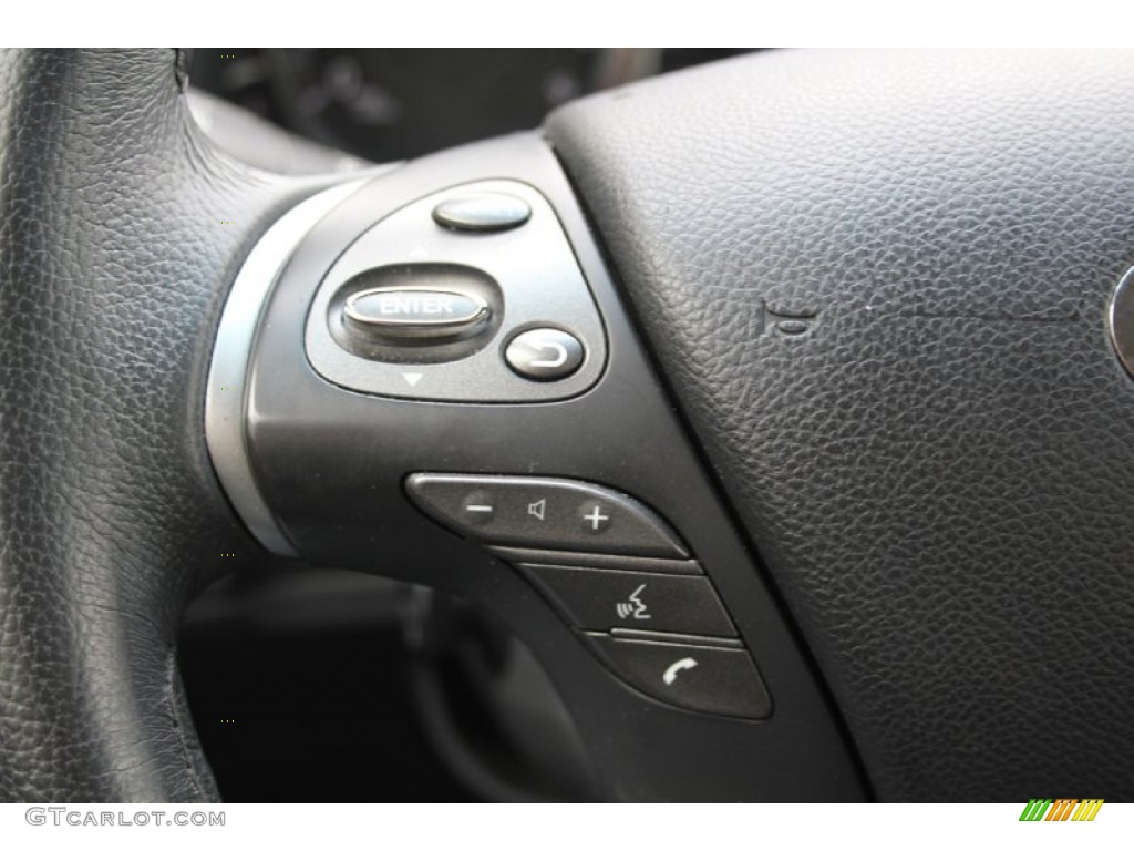 2014 Infiniti Q70 3.7 AWD Controls Photo #103218781