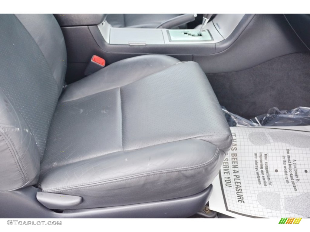 2004 Solara SE Sport V6 Coupe - Arctic Frost Pearl / Dark Stone Gray photo #17