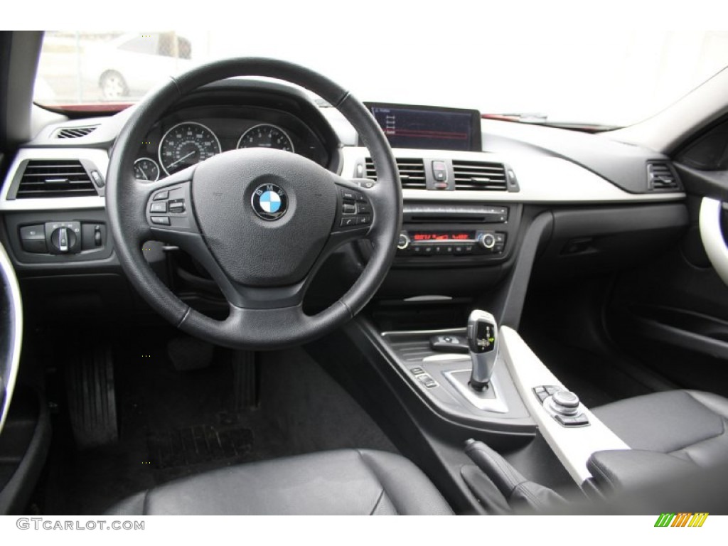 2013 3 Series 328i xDrive Sedan - Melbourne Red Metallic / Black photo #18