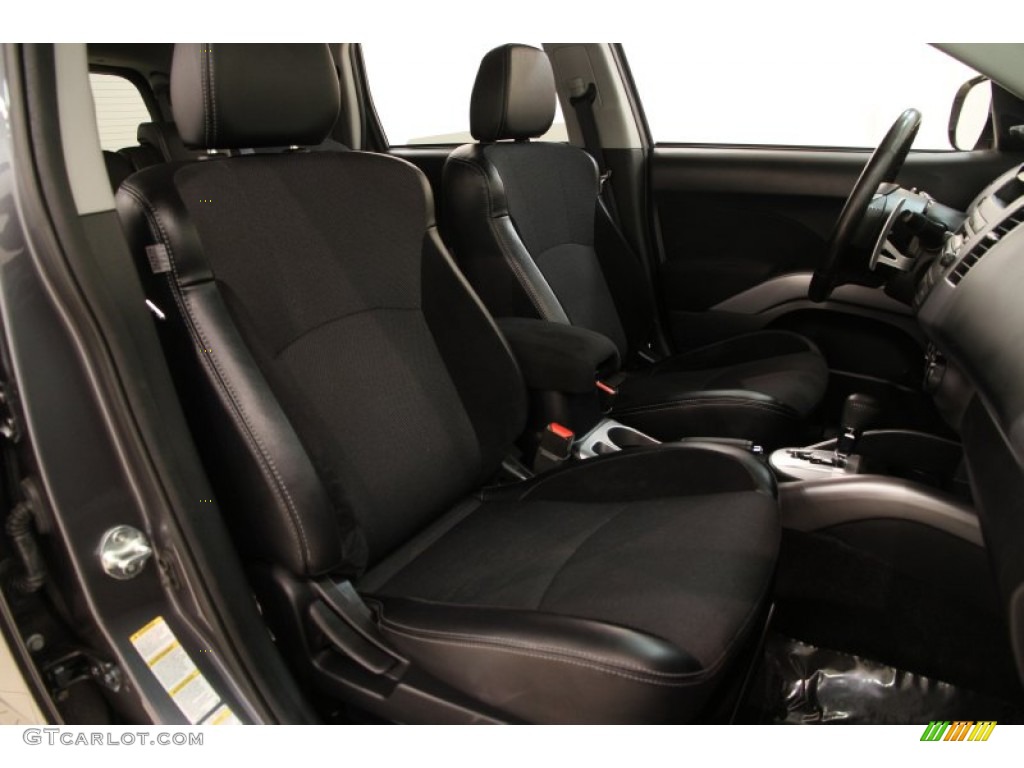 2011 Outlander SE - Graphite Gray Pearl / Black photo #10