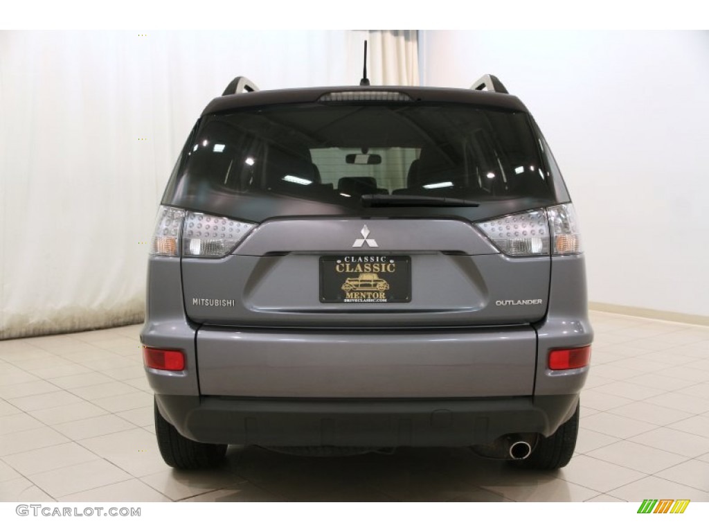 2011 Outlander SE - Graphite Gray Pearl / Black photo #13