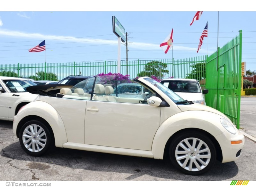 Harvest Moon Beige 2008 Volkswagen New Beetle SE Convertible Exterior Photo #103229713