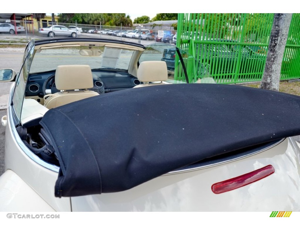 2008 New Beetle SE Convertible - Harvest Moon Beige / Cream Beige photo #15