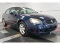 Front 3/4 View of 2005 Altima 3.5 SL