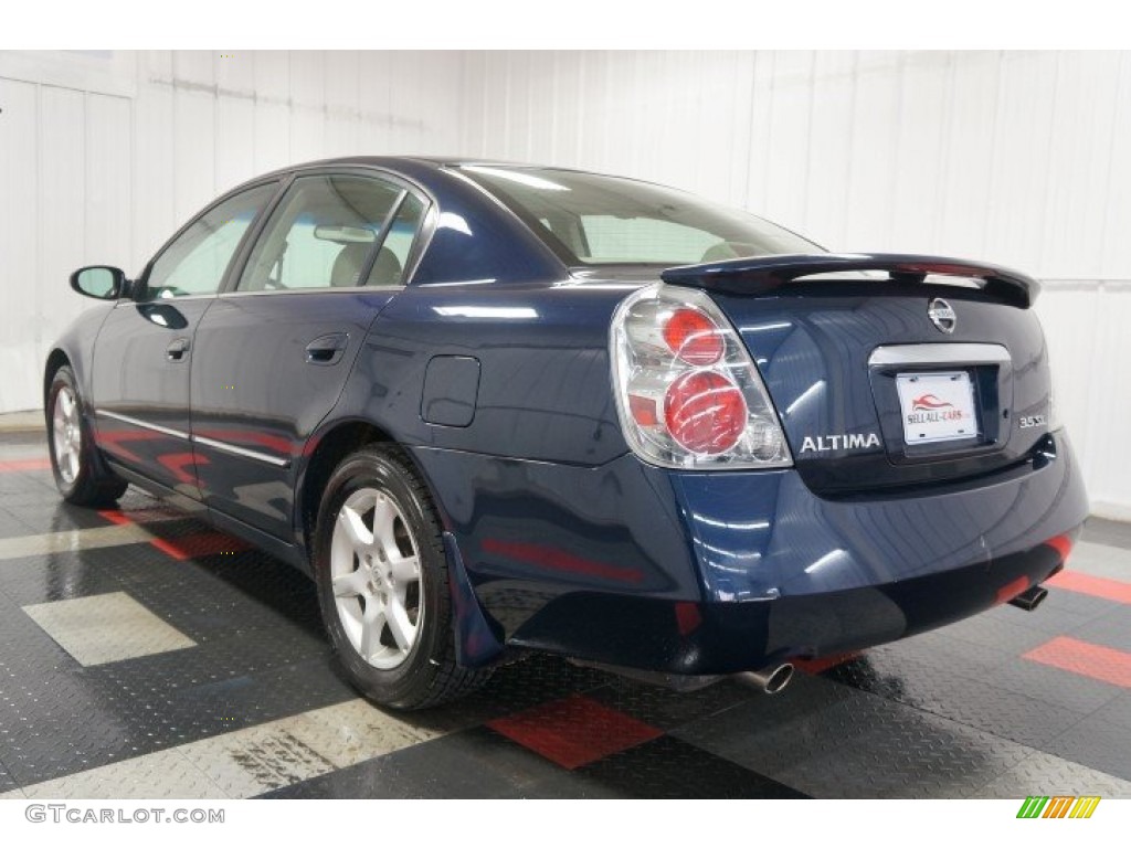 2005 Altima 3.5 SL - Majestic Blue Metallic / Blond photo #10