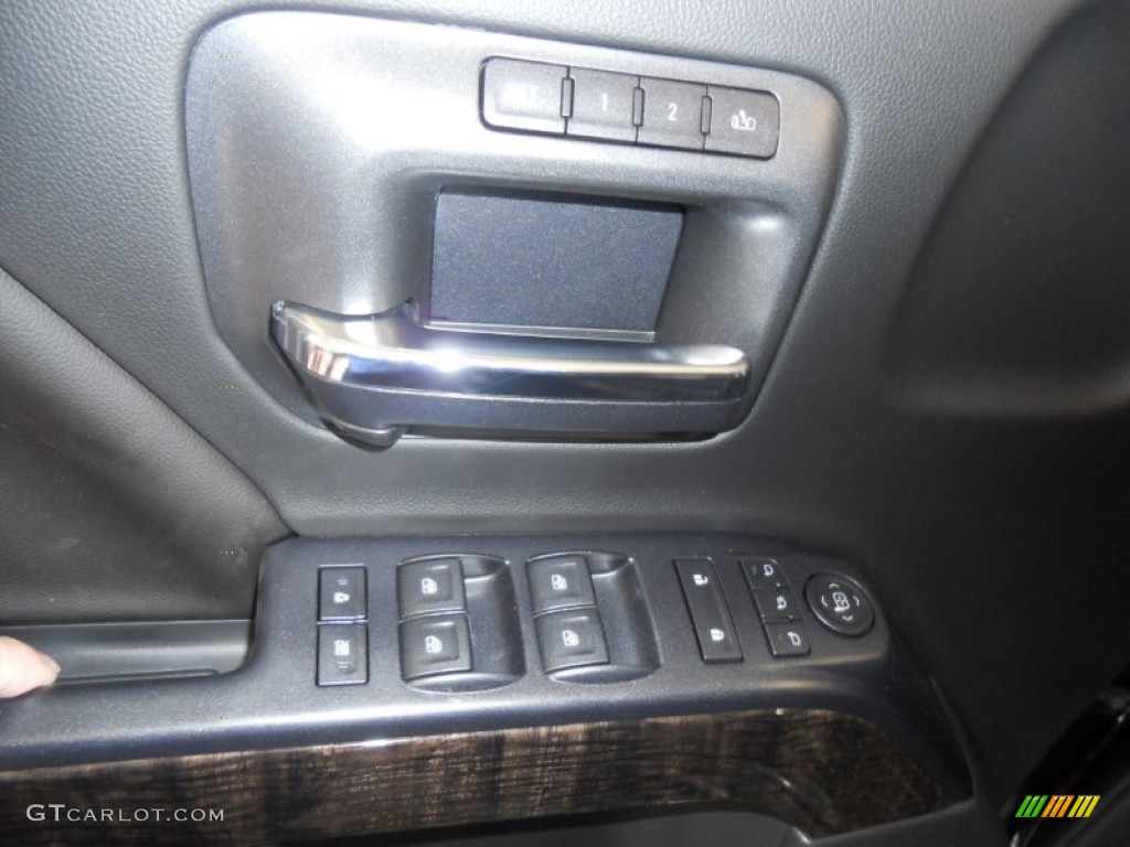 2015 GMC Sierra 1500 Denali Crew Cab 4x4 Controls Photo #103233370