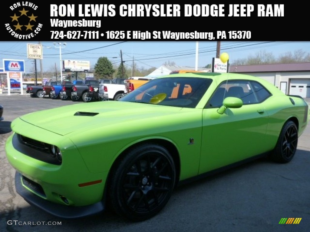2015 Challenger R/T Scat Pack - Sublime Green Pearl / Black photo #1