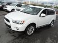 2012 Diamond White Pearl Mitsubishi Outlander SE AWD  photo #5