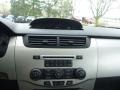 White Suede - Focus SEL Sedan Photo No. 17