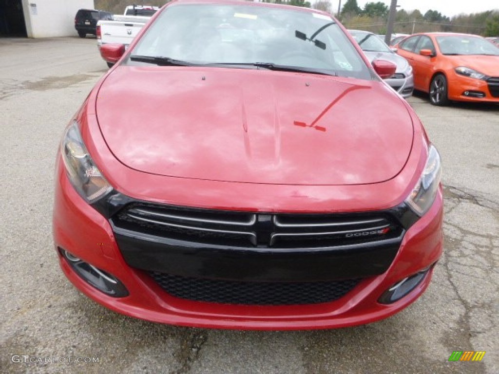 2015 Dart GT - Redline Red 2 Coat Pearl / Black/Ruby Red Accent Stitching photo #9