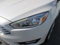 White Platinum - Focus Titanium Hatchback Photo No. 9