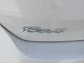 White Platinum - Focus Titanium Hatchback Photo No. 13