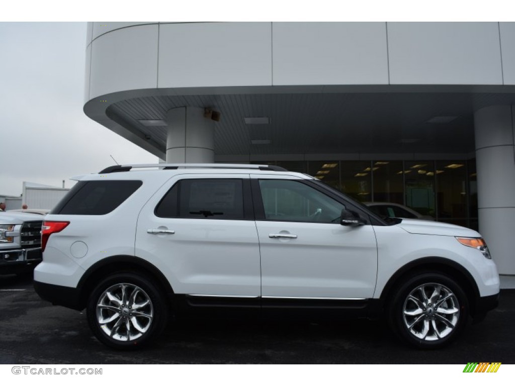 2015 Explorer XLT - Oxford White / Charcoal Black photo #2