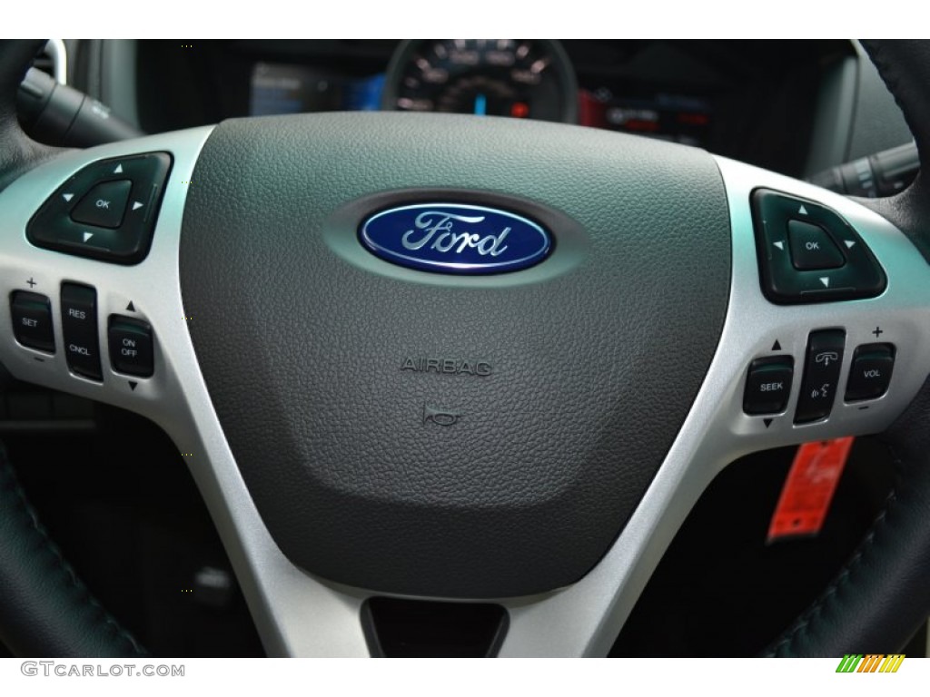 2015 Explorer XLT - Oxford White / Charcoal Black photo #20