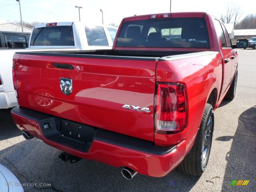 2015 1500 Express Crew Cab 4x4 - Flame Red / Black/Diesel Gray photo #2