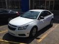 Summit White - Cruze LS Photo No. 1