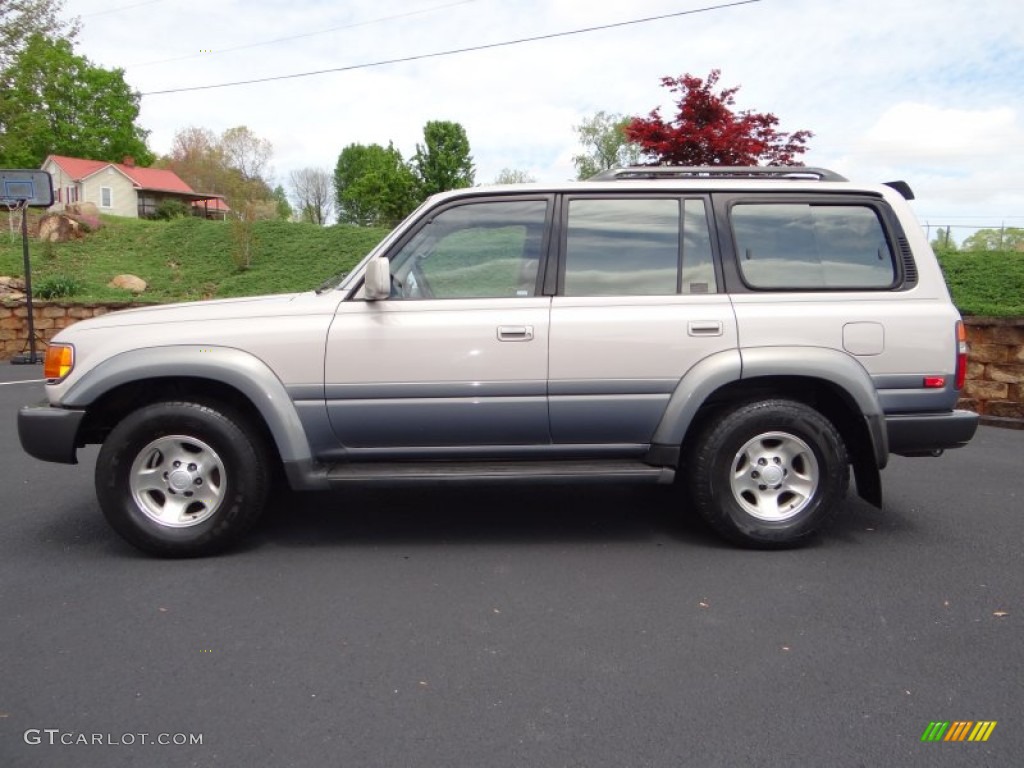 Desert Dune Metallic 1995 Toyota Land Cruiser Standard Land Cruiser Model Exterior Photo #103271626