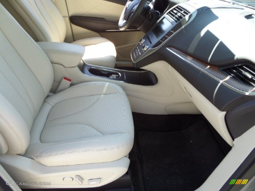 2015 Lincoln MKC FWD Front Seat Photos