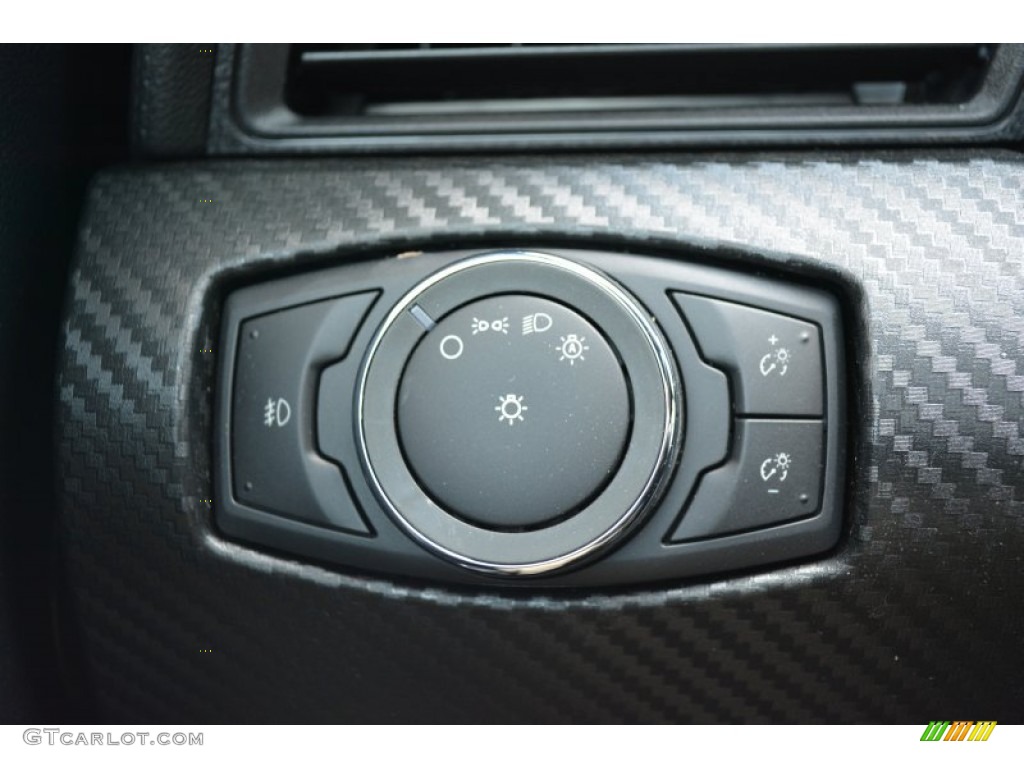 2015 Ford Mustang V6 Coupe Controls Photo #103286377