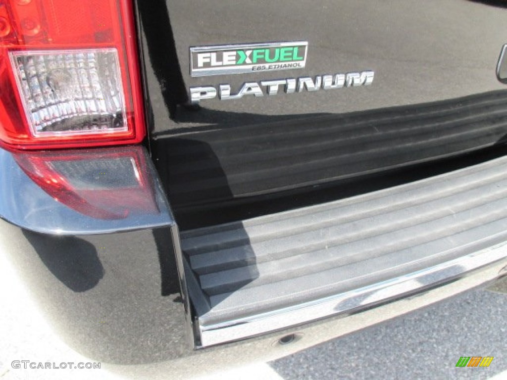 2012 Escalade Platinum AWD - Black Raven / Cocoa/Light Linen photo #44
