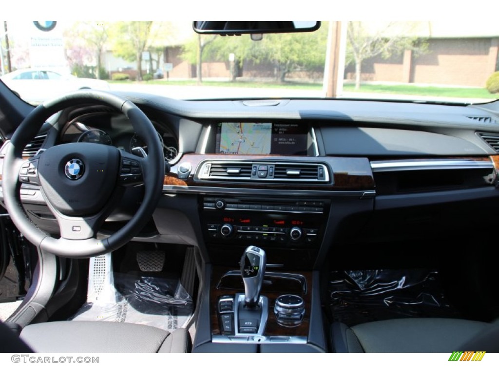 2014 BMW 7 Series 740Li xDrive Sedan Dashboard Photos