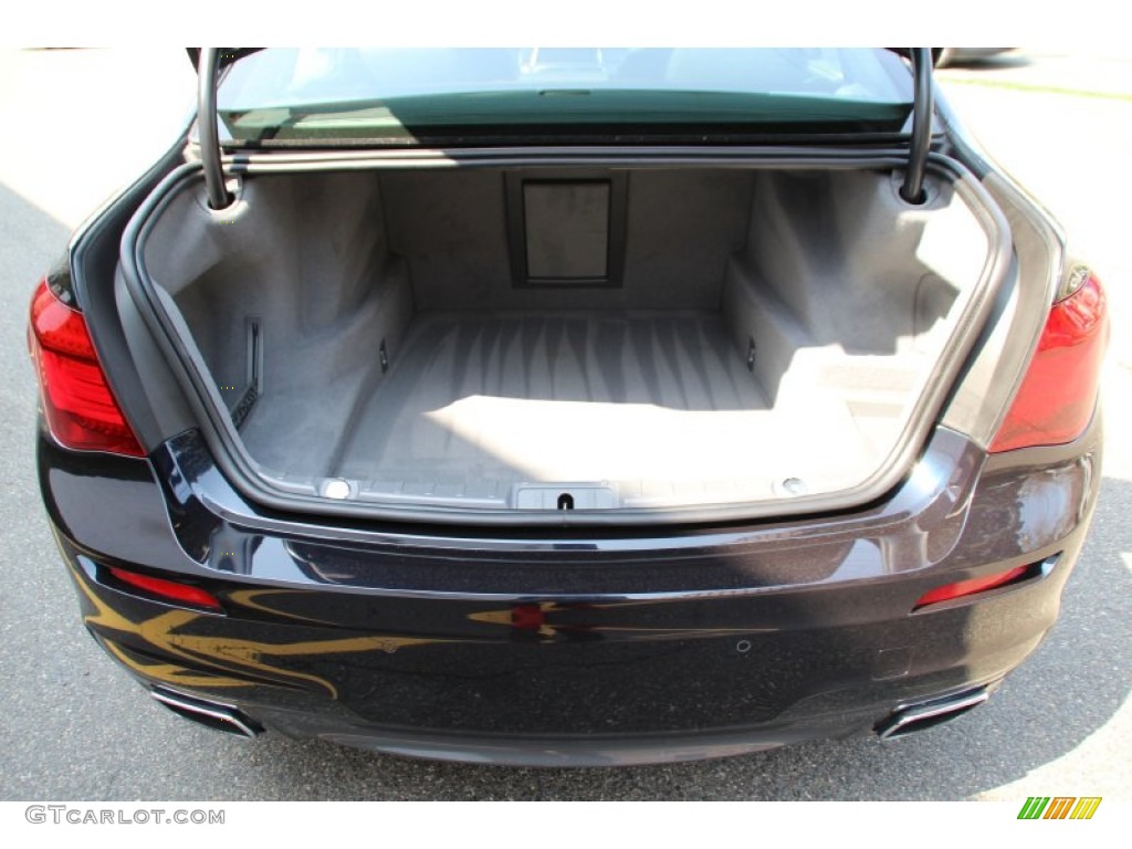 2014 BMW 7 Series 740Li xDrive Sedan Trunk Photos