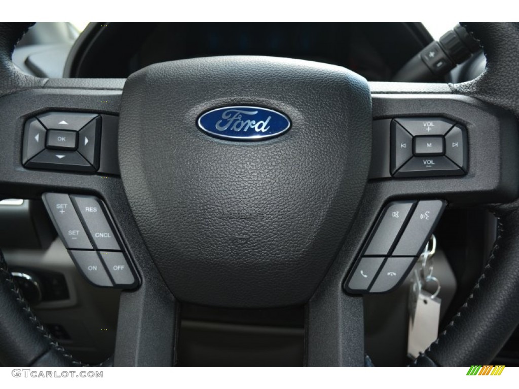 2015 Ford F150 XLT SuperCrew Medium Earth Gray Steering Wheel Photo #103286968