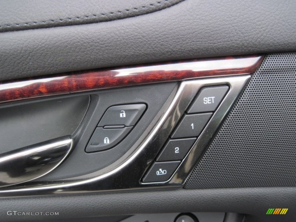 2015 Cadillac CTS 2.0T Sedan Controls Photo #103288495