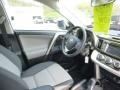 Super White - RAV4 LE Photo No. 5