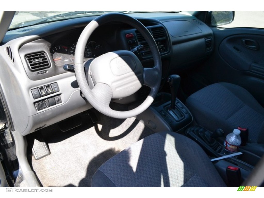 2001 Tracker ZR2 Hardtop 4WD - Black / Medium Gray photo #5