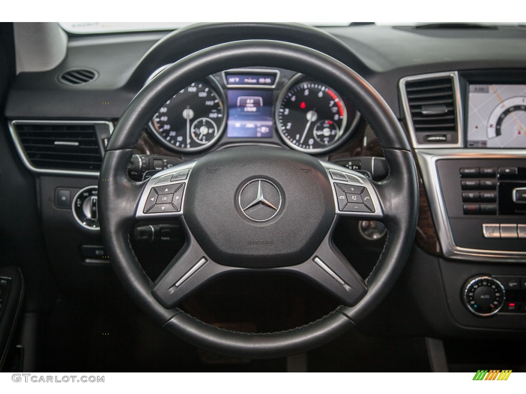 2013 Mercedes-Benz ML 350 4Matic Steering Wheel Photos
