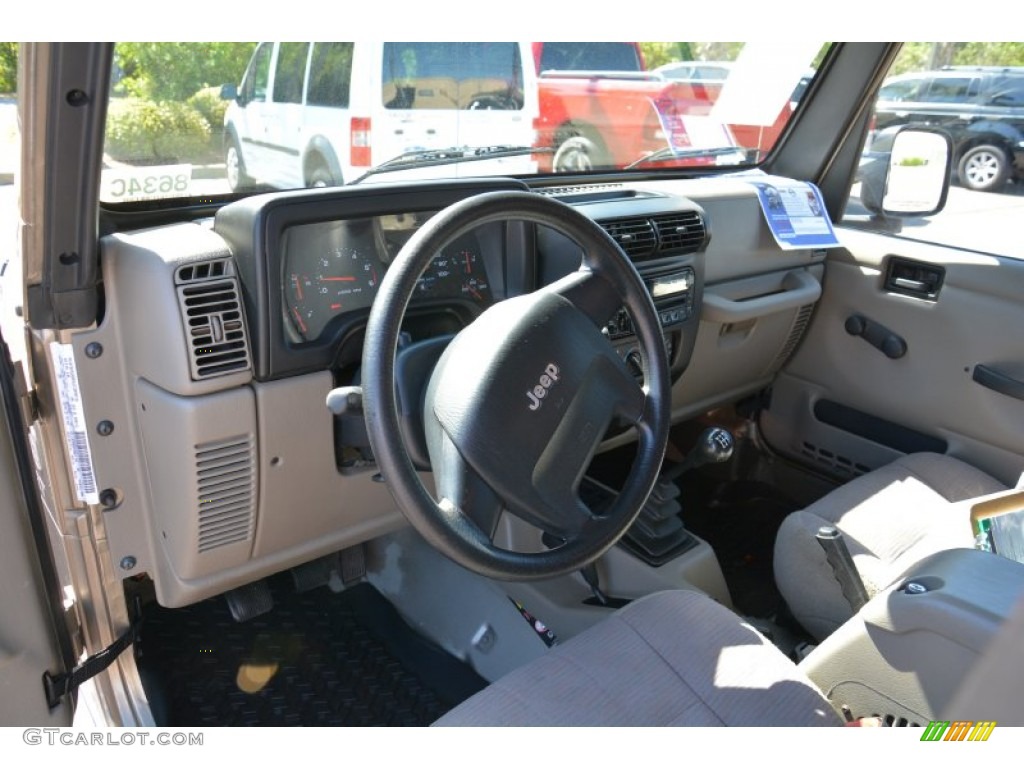 2004 Wrangler Sport 4x4 - Light Khaki Metallic / Khaki photo #9