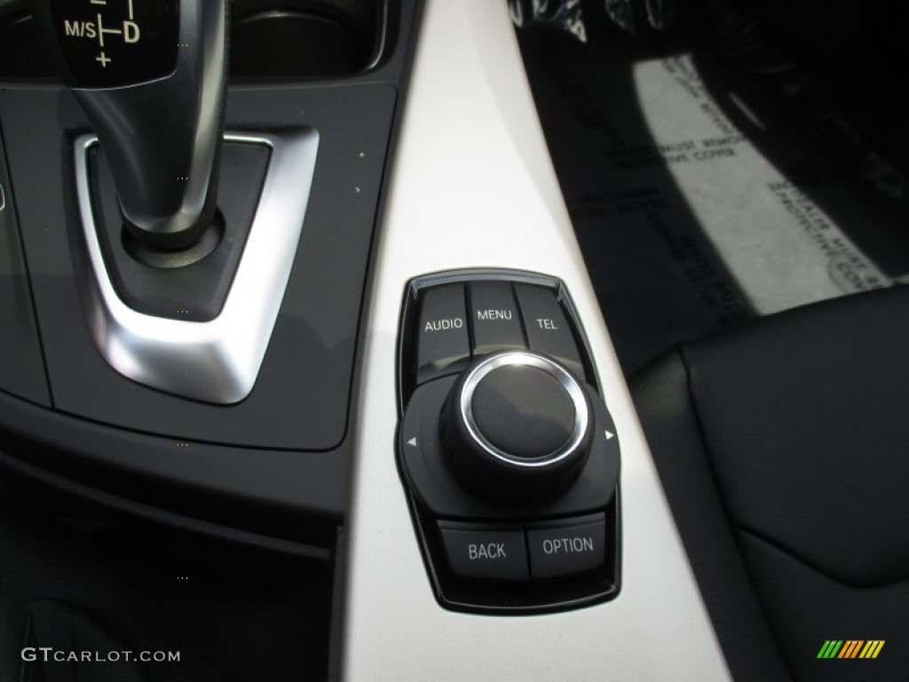 2015 BMW 3 Series 320i xDrive Sedan Controls Photo #103296679